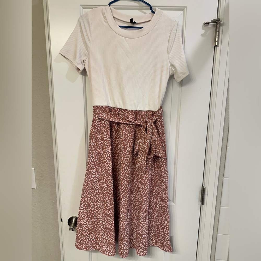 White and pink short sleeve floral wrap dress
